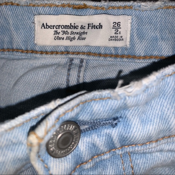A&F 90's Straight Ultra High Rise Jeans - Picture 4 of 5